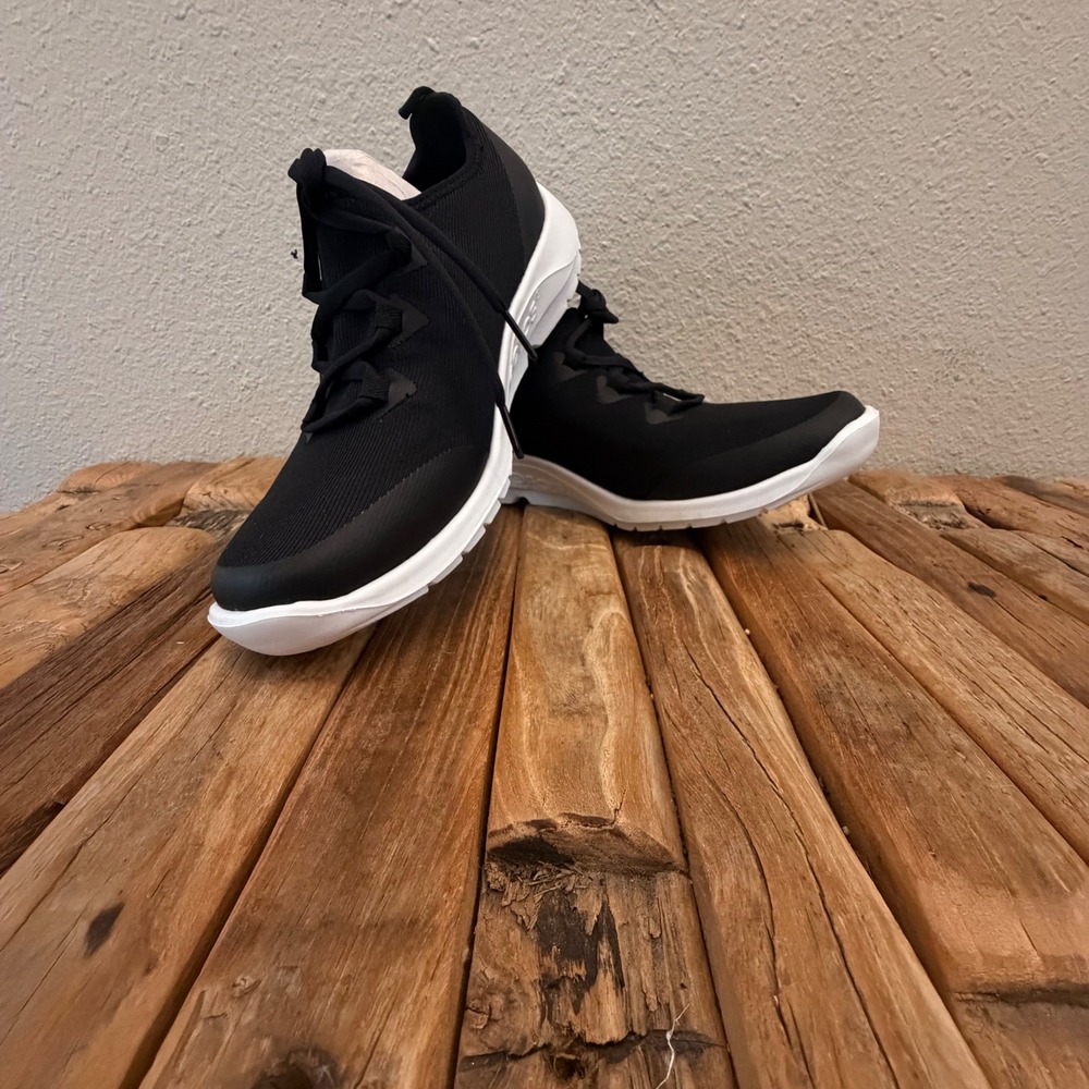 Oofos OOmg Sport LS Women 9.5 Black White Recovery Shoes Sneakers 5080